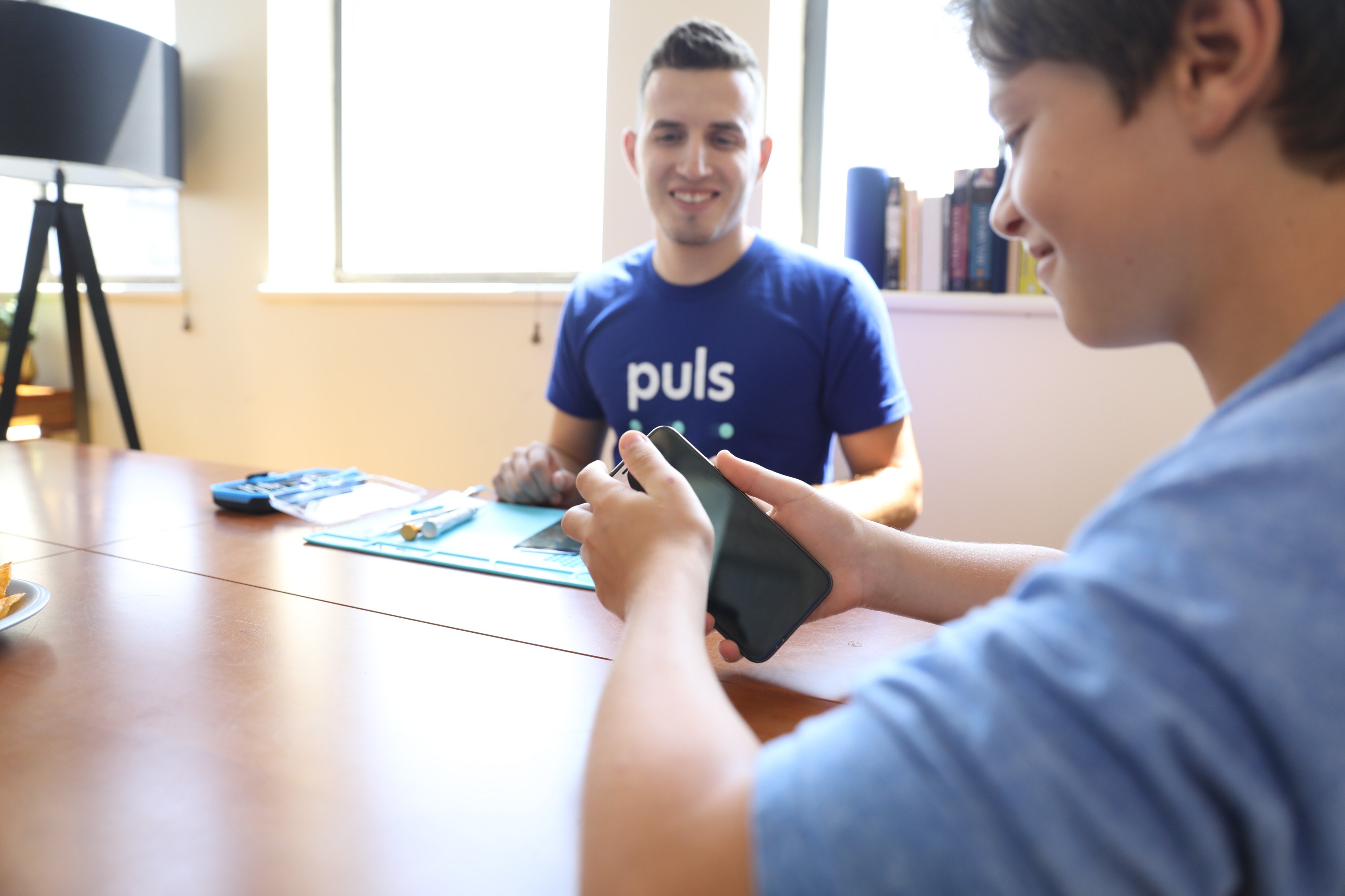 Puls phone repair services