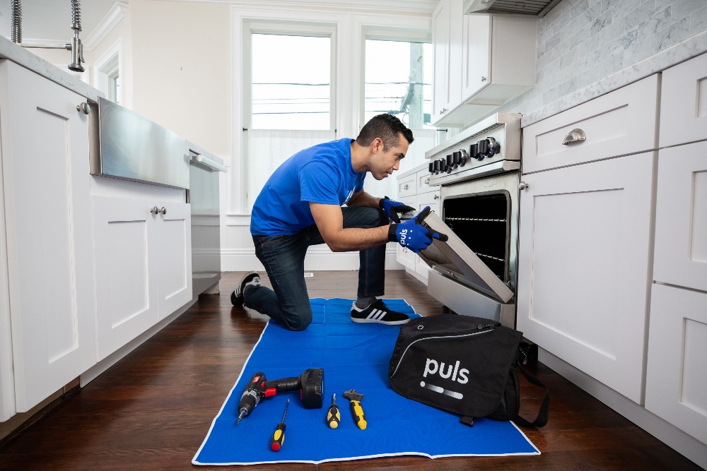 oven repair near me - Puls technician