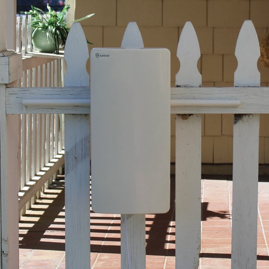 ANTOP digital antenna on a fence ANTOP digital antennas on a fence
