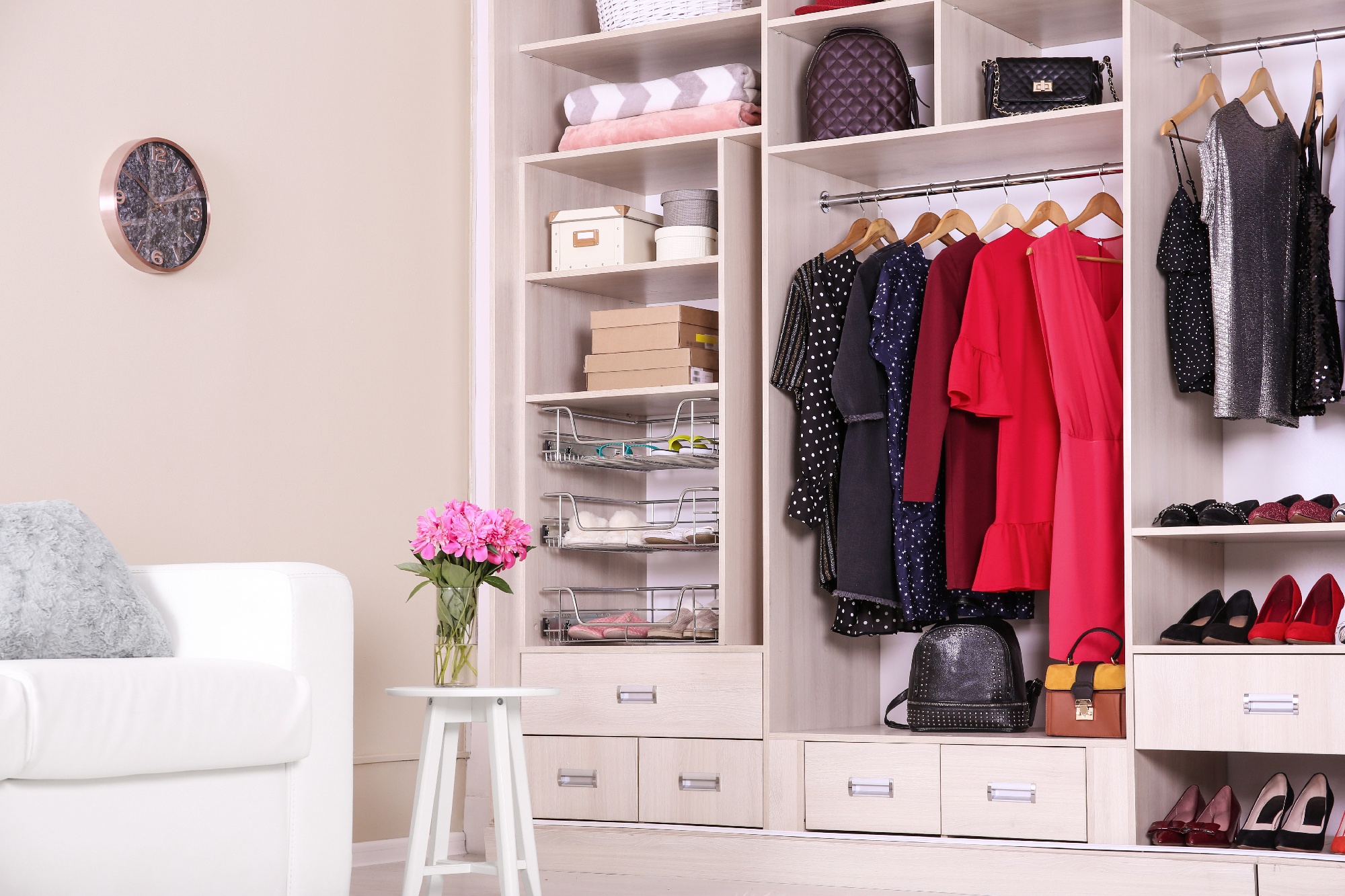 organizing a closet