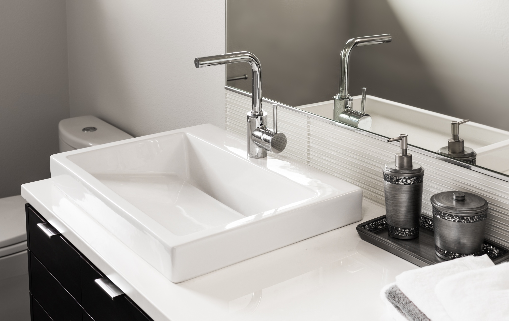 sink design for remodeling bathroom