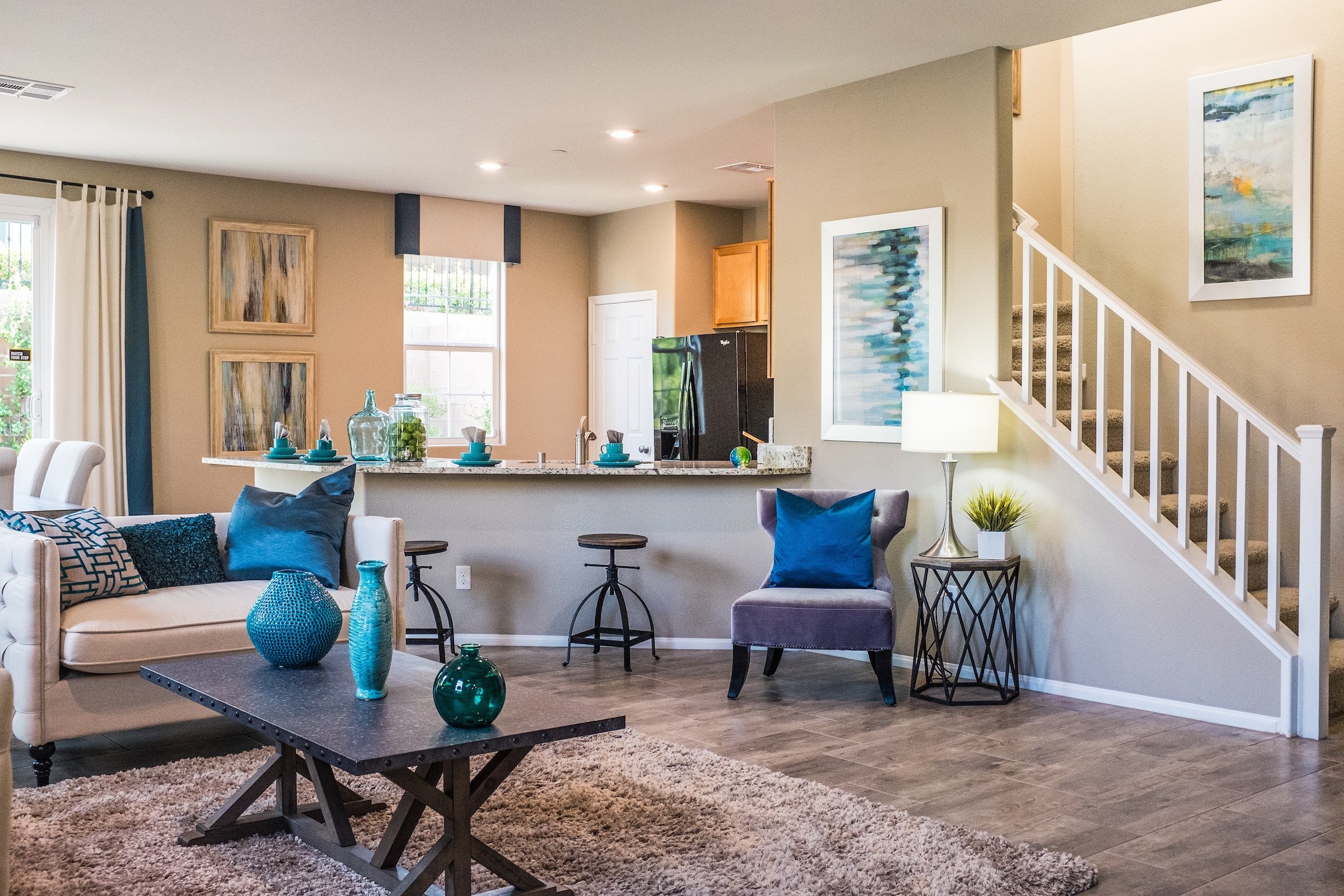 How Long Will My Home's Exterior and Interior Paint Job Last?
