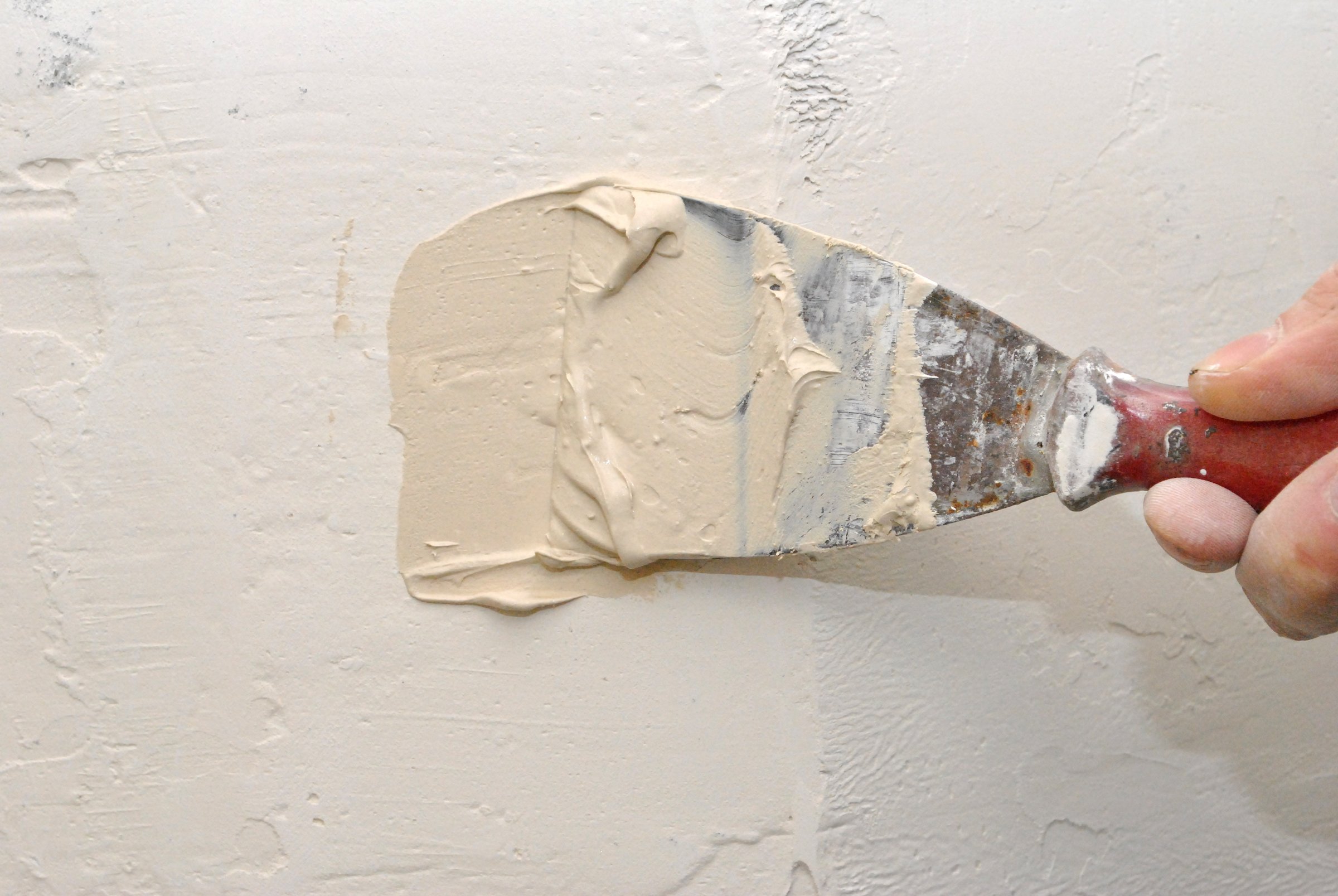 How to prep to patch a hole in drywall