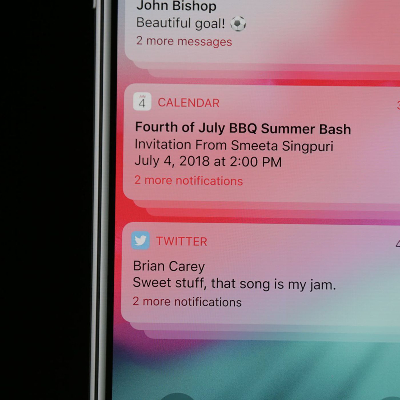 iOS 12 grouped notifications