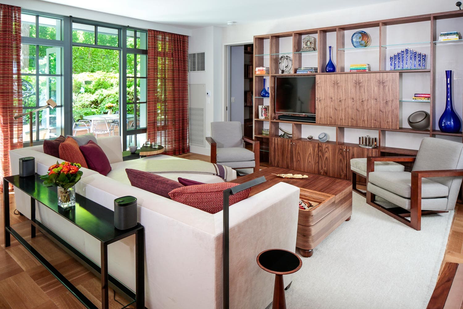 Beautiful interior design inspiration: living room by Betty Wasserman