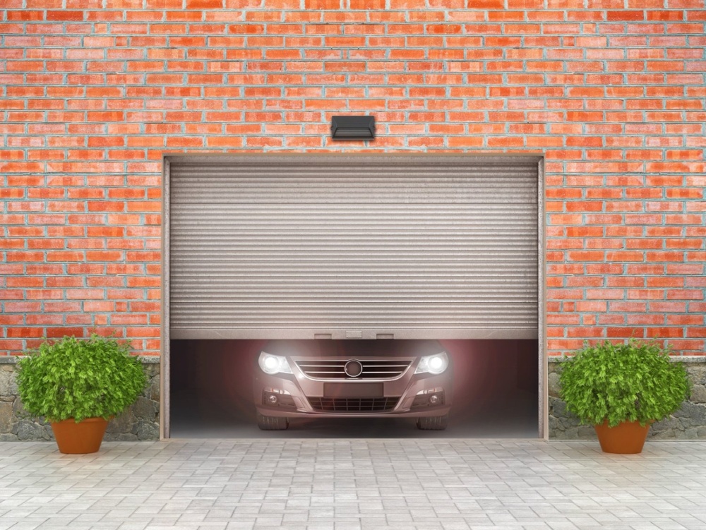 roll-up garage door