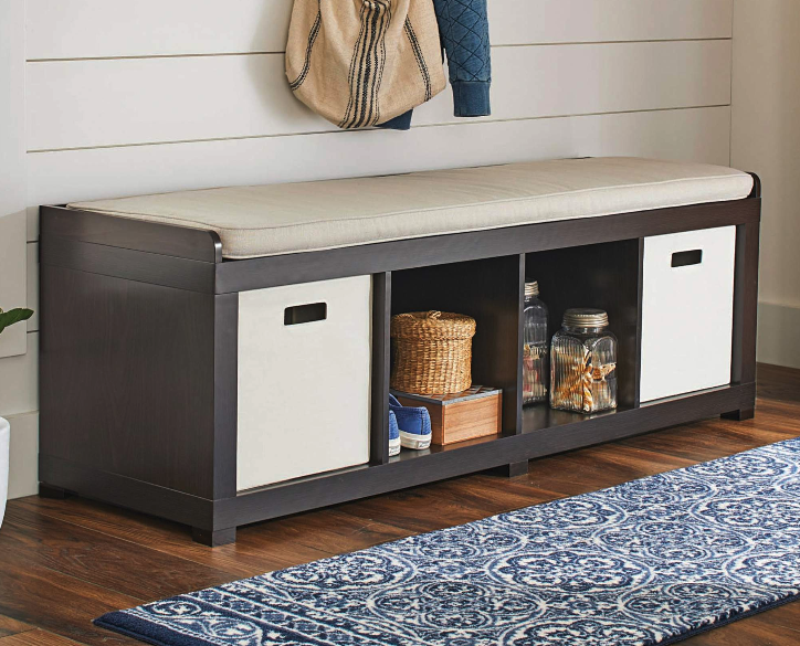 How To Choose The Best Entryway Bench For Your Home